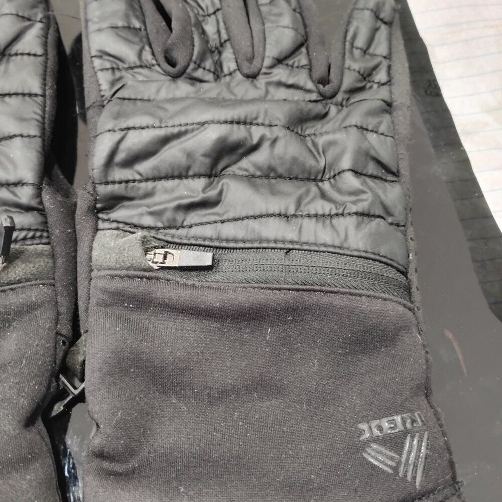 Reebok gloves - Picture 3 of 5